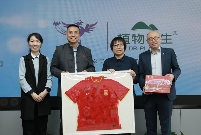女生观影过程中，除了能获得;秒鉴渣男攻略，还能学会如何爱自己